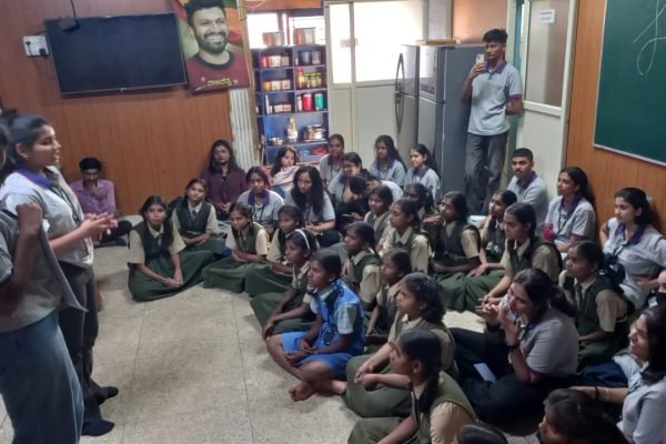 fe434004-8ffa-4aba-94b1-df13a2d4bc34